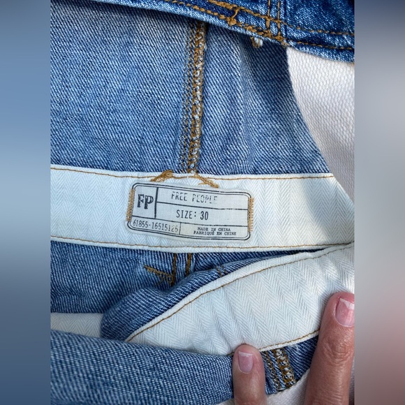 Free People Shortalls Size 30 NWOT - Picture 11 of 13
